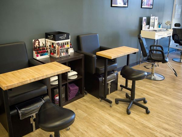 pedicure-makeup-area